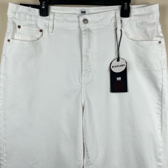 NWT I & M Black Label Sienna Straight High Rise White Jeans Size 18 - Picture 3 of 12